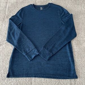 Men’s long sleeve shirt